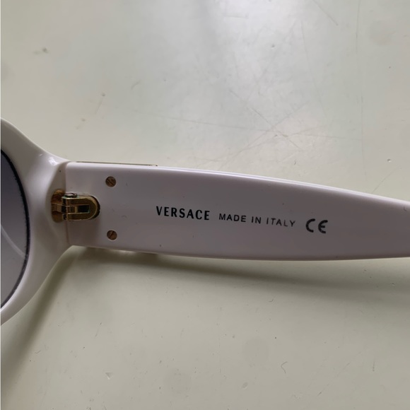 Versace Sunglasses - Picture 4 of 4